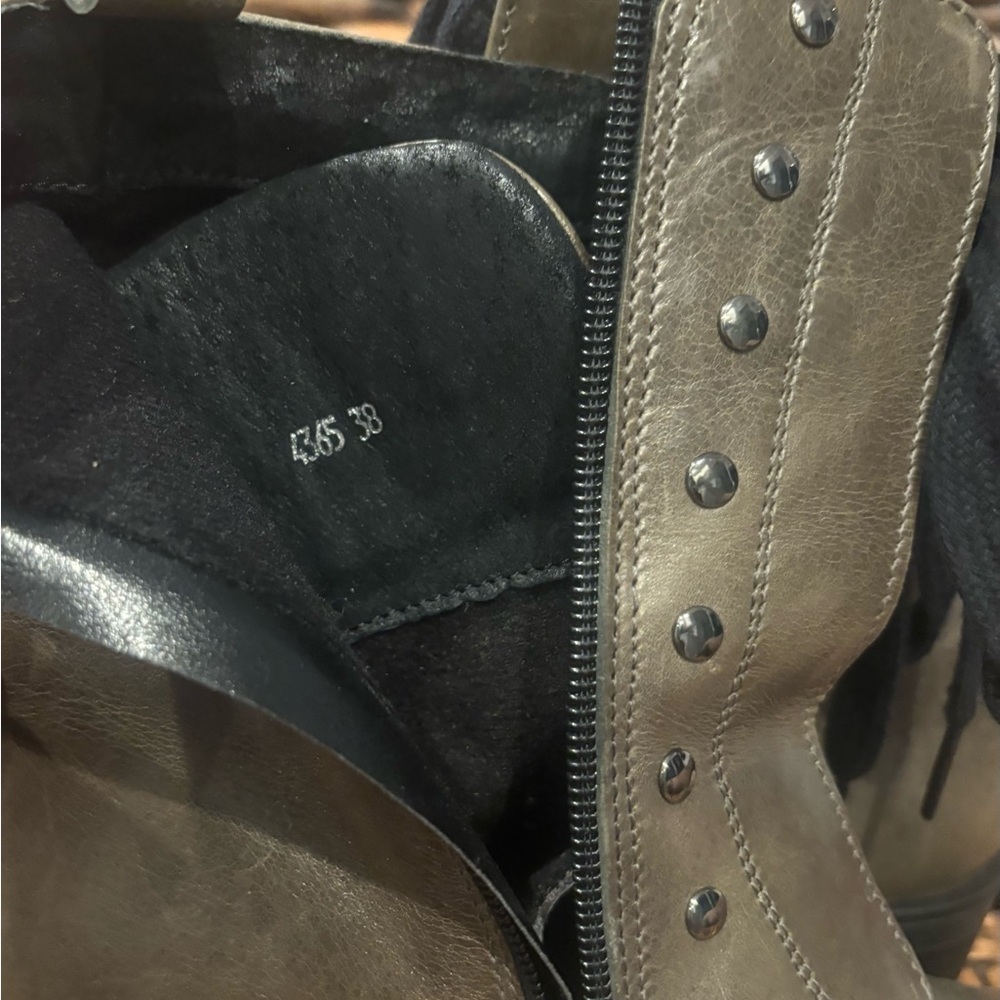 Gabriella Green  Leather Combat Boots in size 38/7.5 Great Condition! - Picture 13 of 16